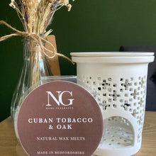 Load image into Gallery viewer, Matt White Cylinder Wax Melt Burner Gift Box